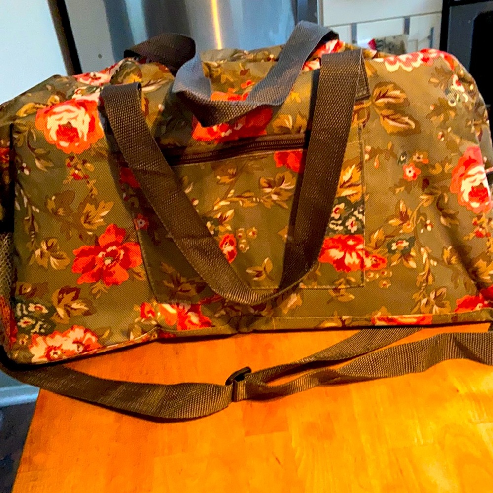 Weekender bag gold coast floral New